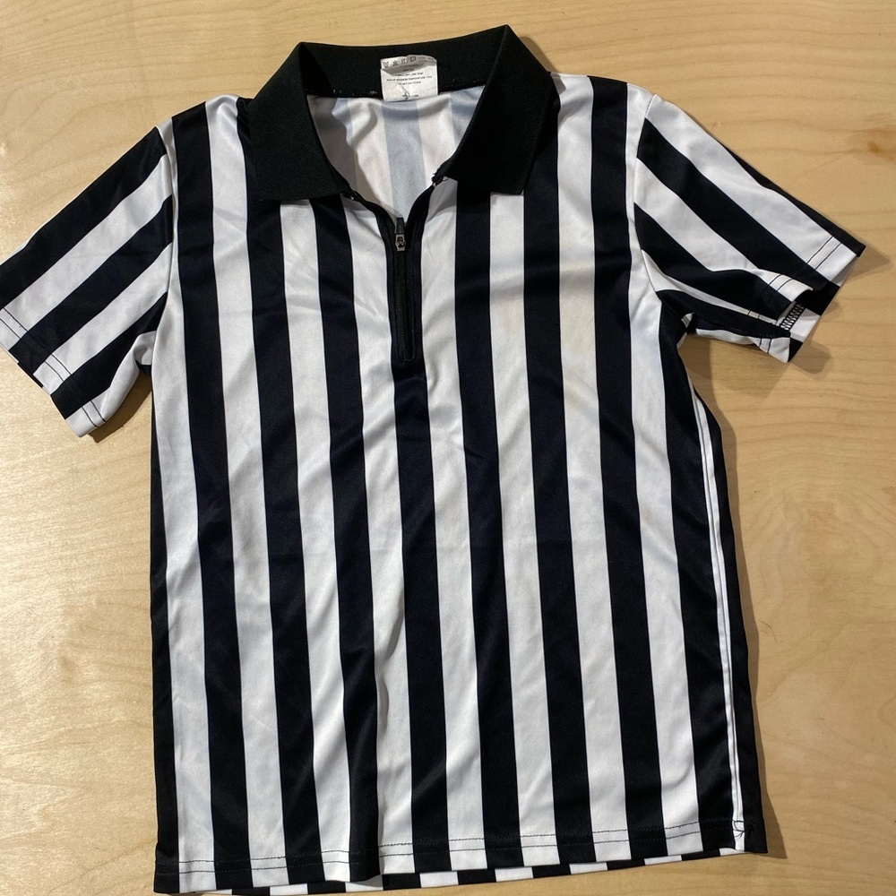 Black and White Striped Kid’s Shirt Large (NI)